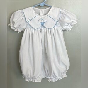 Heirloom Smocked Bubble Romper Baby Girls 9-12 M White Pastel Blue Floral Basket